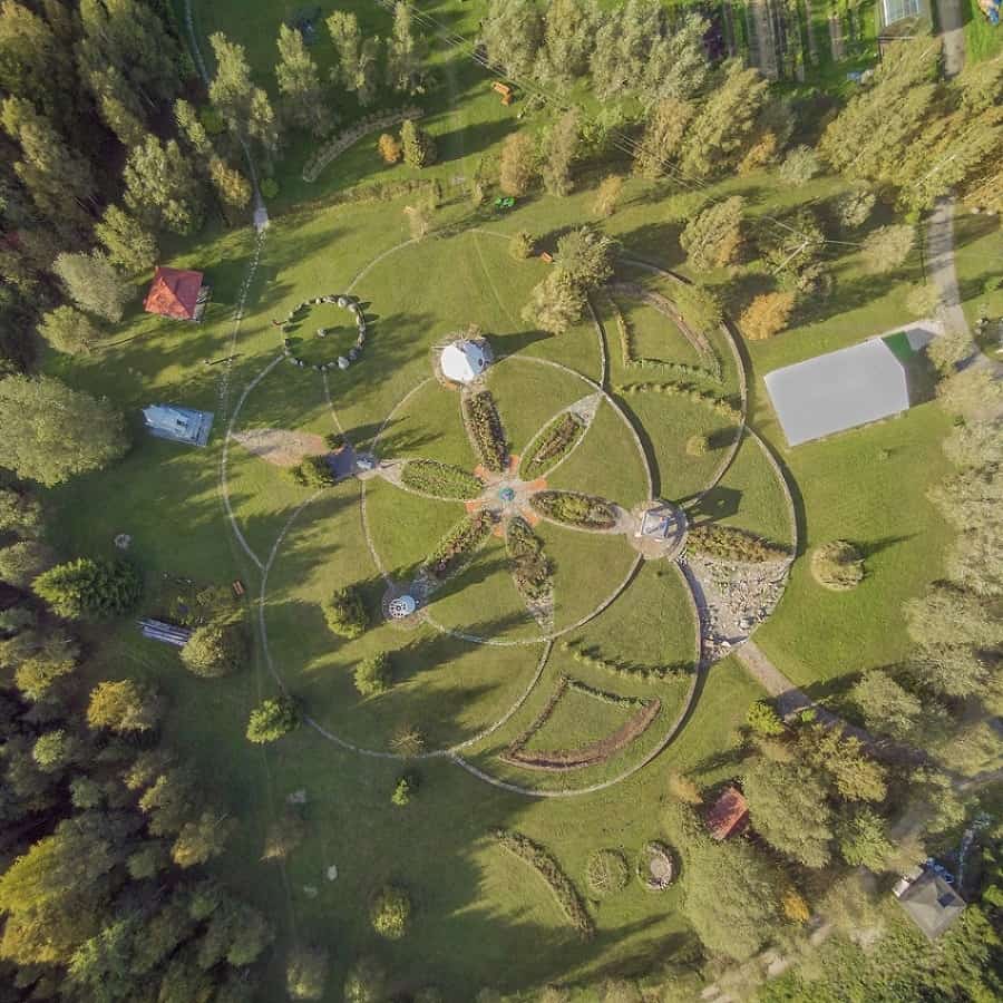 Parque de la Flor de la Vida - Lilleoru Estonia